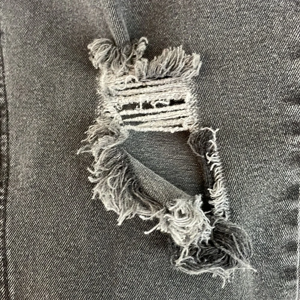 Wild Fable High rise mom jeans 14